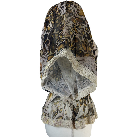Whimsygoth Animal Print Boho Cropped Peasant Blouse Sz PS w/ Crochet Lace Trim - Picture 3 of 7